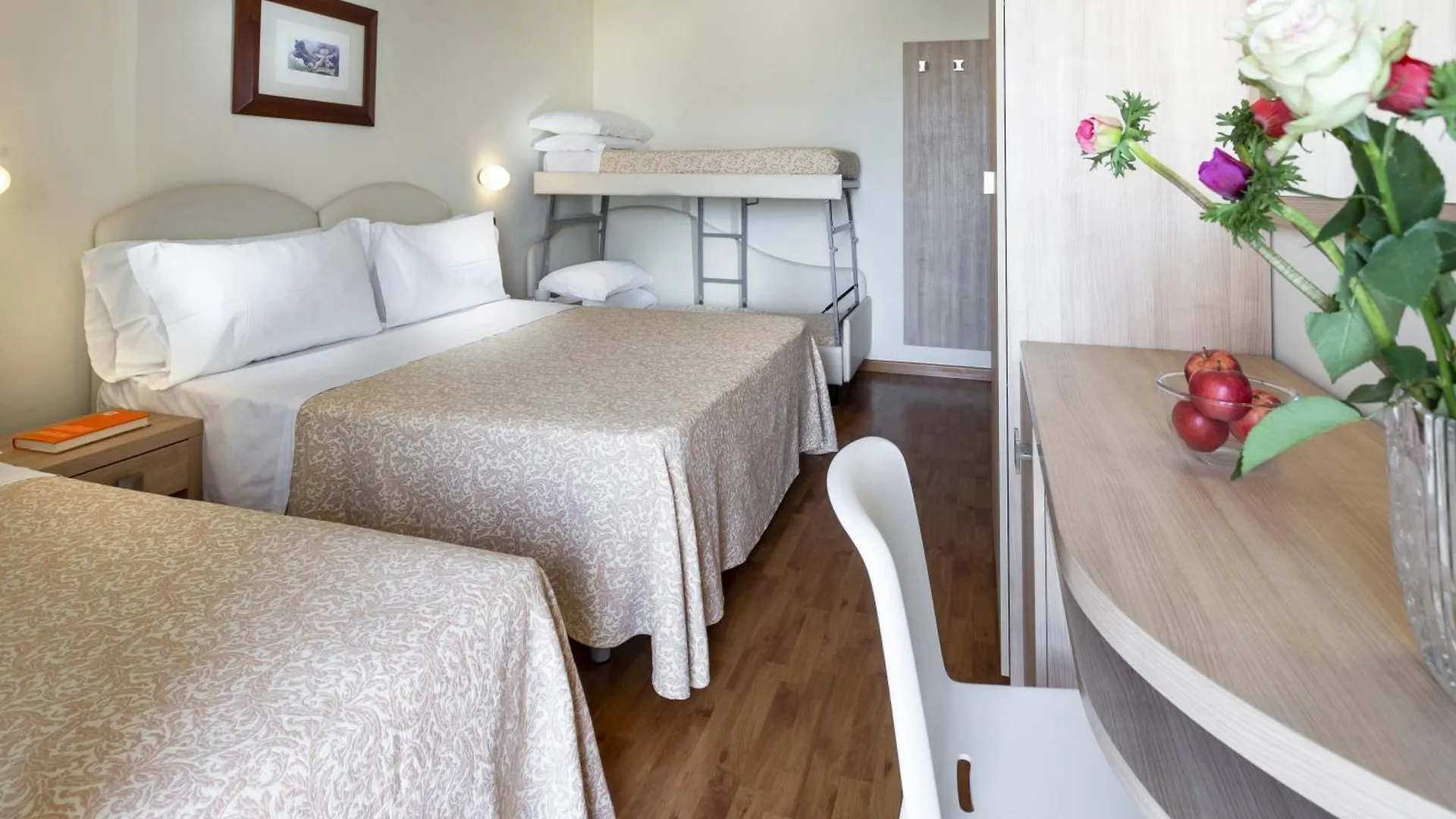 Hotel Baltic Римини